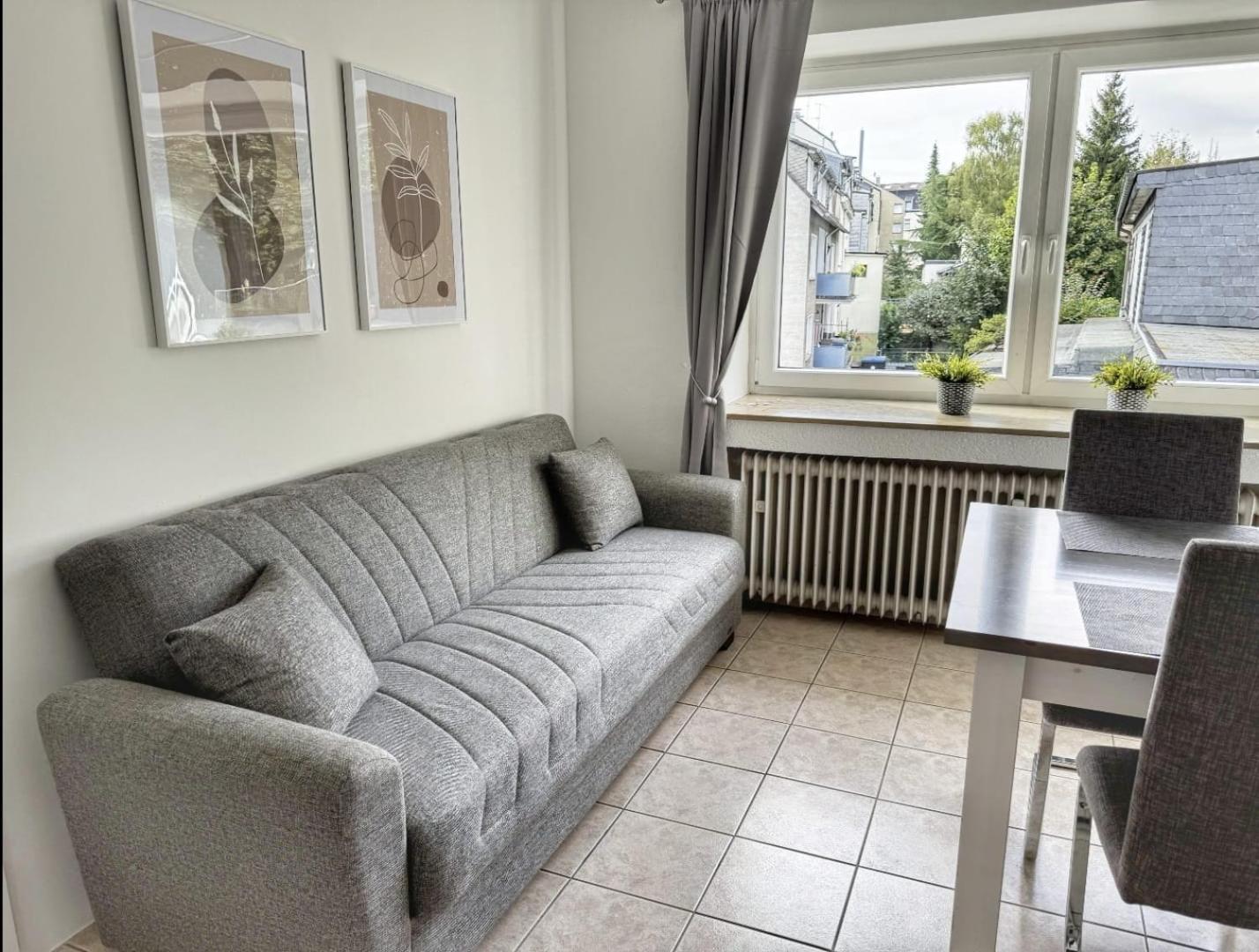 2 Zimmer Apartment Mit Balkon Wuppertal Dış mekan fotoğraf
