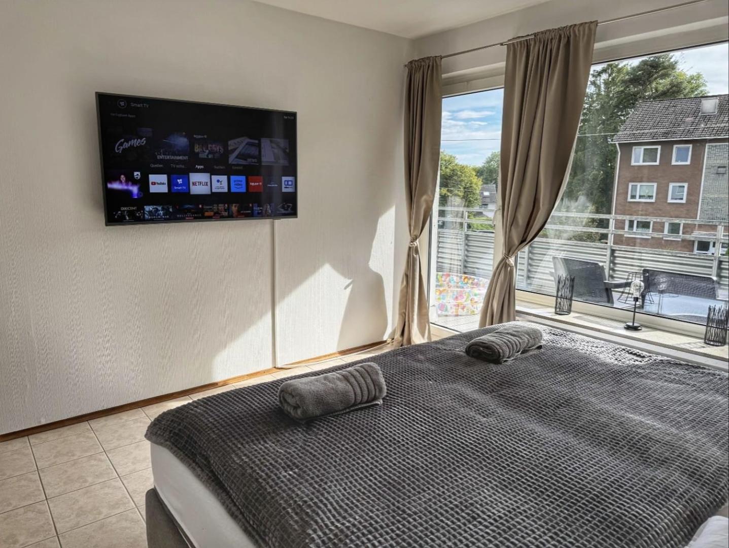 2 Zimmer Apartment Mit Balkon Wuppertal Dış mekan fotoğraf